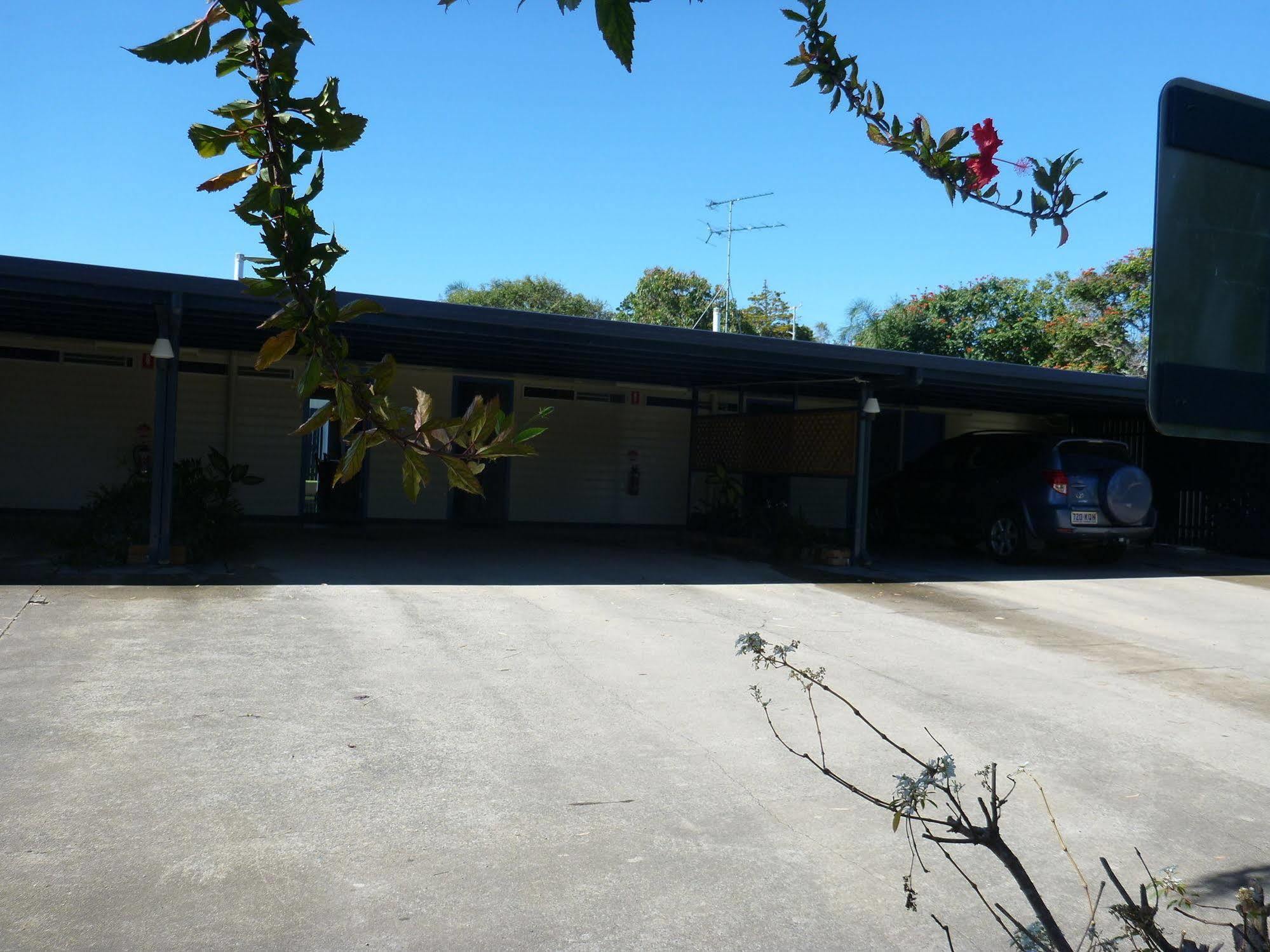 Emu Park Motel Eksteriør bilde